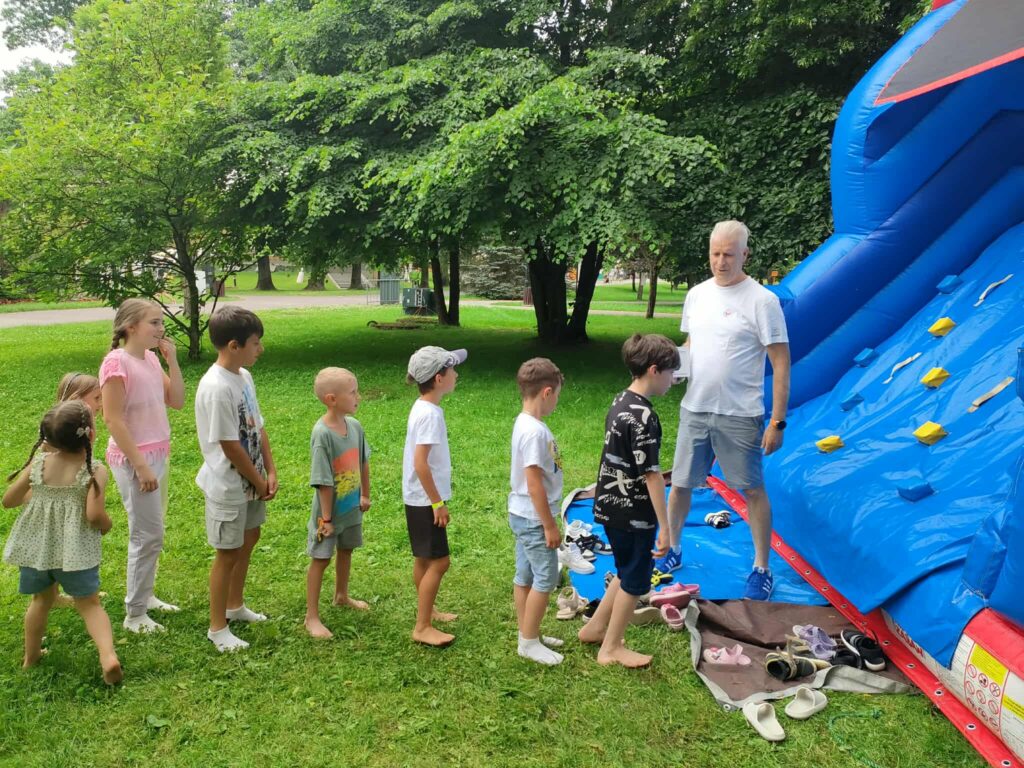 Strona główna Dmuchańce na pikniku